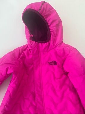 The North Face Bright Pink Girls' Hooded Puffer Jacket